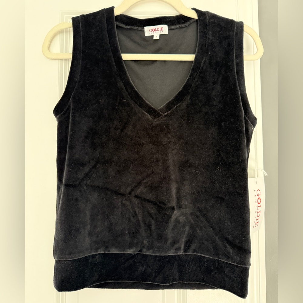 Goldie velour v-neck vest